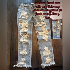 Women’s brand new w/tags Cello Slim Boyfriend Jeans